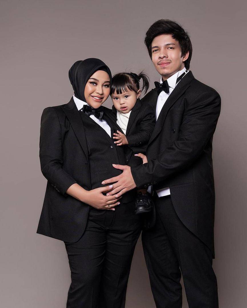 Instagram.com/aurelie.hermansyah